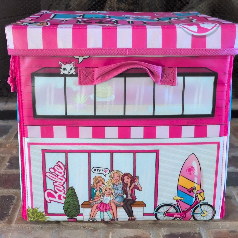 Malibu Barbie Swimming Action Doll And Barbie Organizing Cube - Picture 7 of 15